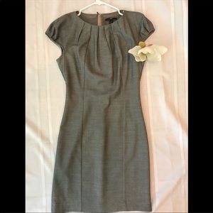 Hugo Boss Denna4 Gray Wool Dress (Like New, Sz 4)